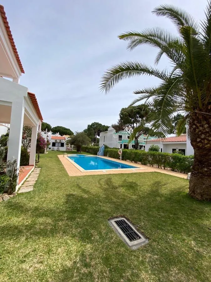 Albufeira Falesia Beach Apartment 0*,  Portugal